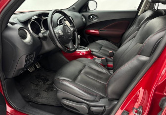 Подержанный автомобиль Nissan Juke 2013 года (9 фото)
