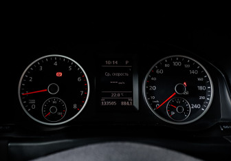 Подержанный автомобиль Volkswagen Tiguan 2012 года (11 фото)