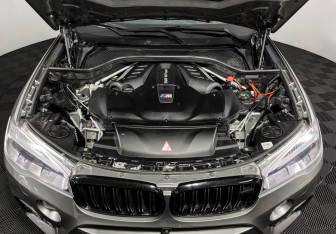 Подержанный автомобиль BMW X6 M 2016 года (10 фото)
