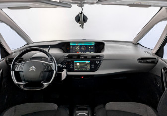 Подержанный автомобиль Citroen C4 Picasso 2017 года (14 фото)