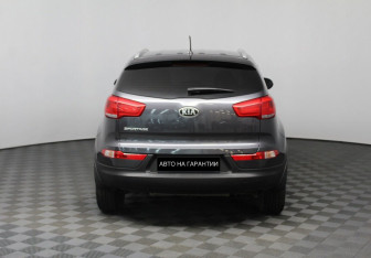 Подержанный автомобиль Kia Sportage 2015 года (4 фото)