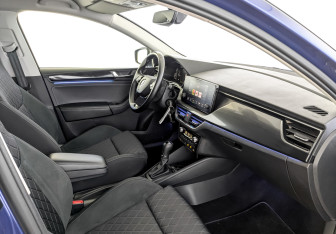 Подержанный автомобиль Skoda Rapid Liftback 2021 года (11 фото)