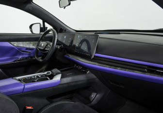 Подержанный автомобиль Changan UNI-T 2023 года (9 фото)