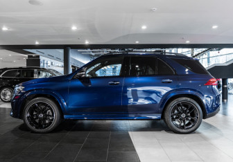 Новый Mercedes-Benz GLE 2025 (8 фото)