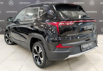 Подержанный автомобиль Москвич 3 2023 года (7 фото)