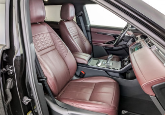 Подержанный автомобиль Land Rover Range Rover Evoque 2020 года (24 фото)