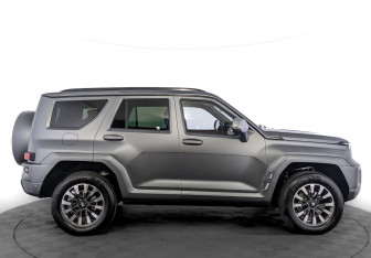 Новый Tank 700 2025 (4 фото)