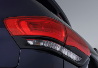 Подержанный автомобиль Jeep Grand Cherokee 2018 года (21 фото)