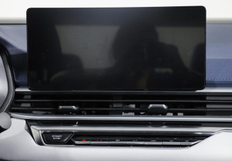 Подержанный автомобиль Geely Emgrand 2023 года (9 фото)