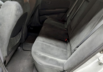 Подержанный автомобиль Hyundai Elantra Sedan 2007 года (15 фото)