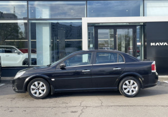 Подержанный автомобиль Opel Vectra Sedan 2007 года (8 фото)