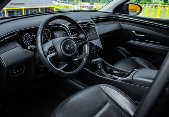 Подержанный автомобиль Hyundai Tucson 2021 года (12 фото)