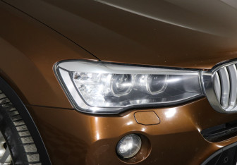 Подержанный автомобиль BMW X3 2017 года (7 фото)