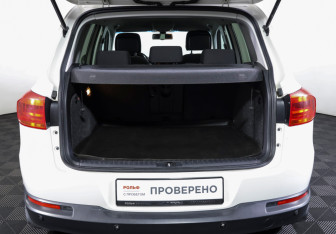 Подержанный автомобиль Volkswagen Tiguan 2012 года (9 фото)