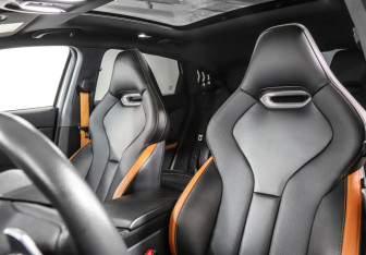 Подержанный автомобиль Changan UNI-V 2023 года (18 фото)