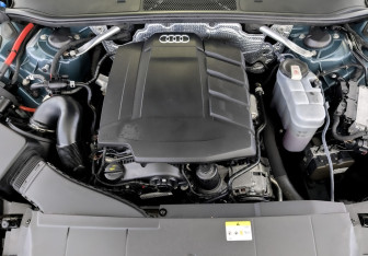 Подержанный автомобиль Audi A6 Sedan 2020 года (9 фото)