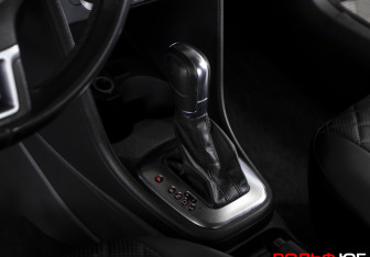 Подержанный автомобиль Volkswagen Polo Sedan 2012 года (15 фото)