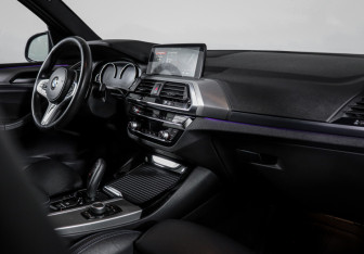 Подержанный автомобиль BMW X3 2019 года (9 фото)