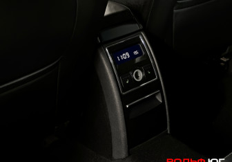 Подержанный автомобиль Skoda Superb Liftback 2014 года (16 фото)