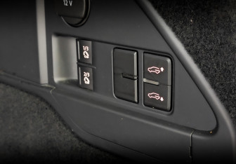 Подержанный автомобиль Volkswagen Touareg 2014 года (27 фото)