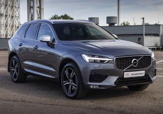 Подержанный автомобиль Volvo XC60 2018 года (3 фото)