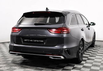 Подержанный автомобиль Kia Ceed Wagon 2021 года (5 фото)