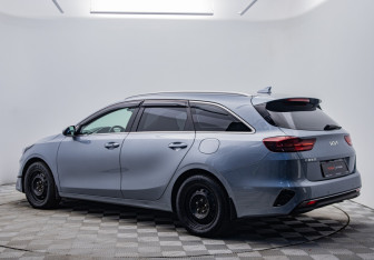 Подержанный автомобиль Kia Ceed Wagon 2021 года (3 фото)