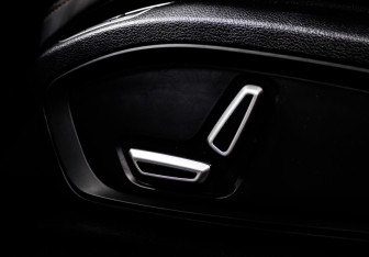 Подержанный автомобиль Geely Okavango 2024 года (17 фото)