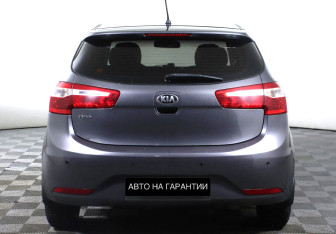 Подержанный автомобиль Kia Rio Hatchback 2013 года (4 фото)