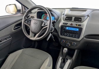 Подержанный автомобиль Ravon R4 2017 года (25 фото)