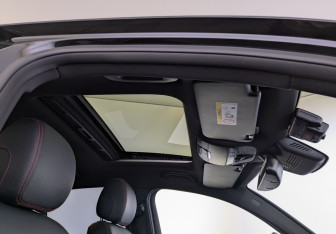 Подержанный автомобиль Mercedes-Benz GLC AMG 2017 года (23 фото)