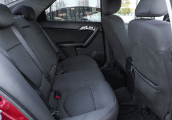 Подержанный автомобиль Kia Cerato Sedan 2011 года (11 фото)