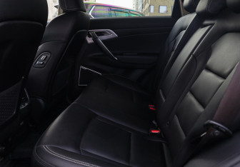 Подержанный автомобиль Geely Atlas 2020 года (8 фото)
