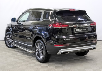 Подержанный автомобиль Geely Atlas Pro 2023 года (7 фото)