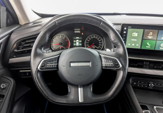 Подержанный автомобиль Haval F7x 2022 года (21 фото)