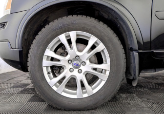 Подержанный автомобиль Volvo XC90 2013 года (19 фото)