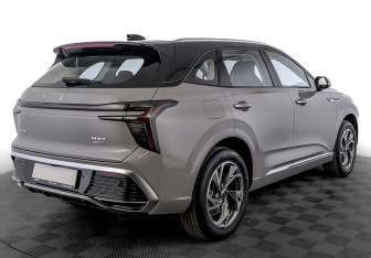 Новый Hongqi HS3 2025 (2 фото)