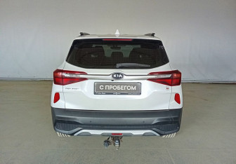 Подержанный автомобиль Kia Seltos 2021 года (5 фото)