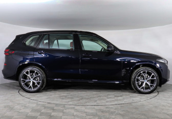 Новый BMW X5 2025 (6 фото)