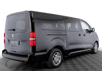 Подержанный автомобиль Peugeot Traveller 2021 года (5 фото)