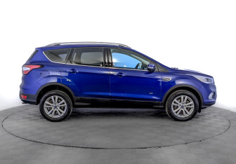 Подержанный автомобиль Ford Kuga 2018 года (4 фото)