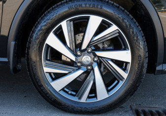 Подержанный автомобиль Nissan Murano Suv 2020 года (26 фото)
