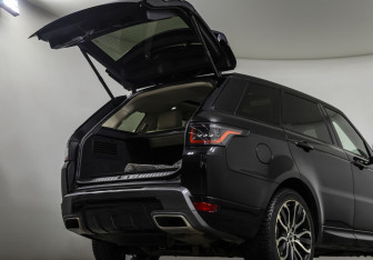 Подержанный автомобиль Land Rover Range Rover Sport 2018 года (21 фото)