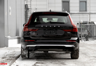 Новый Volvo XC60 2025 (5 фото)
