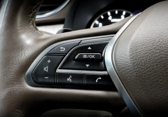 Подержанный автомобиль Infiniti QX50 2021 года (21 фото)