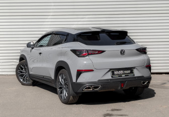 Подержанный автомобиль Changan UNI-T 2024 года (7 фото)