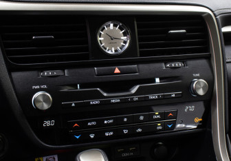 Подержанный автомобиль Lexus RX 2021 года (20 фото)