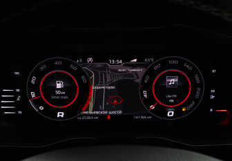 Подержанный автомобиль Skoda Superb Liftback 2019 года (11 фото)