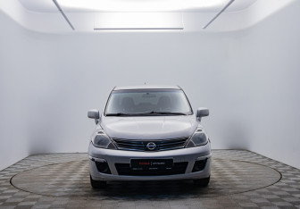 Подержанный автомобиль Nissan Tiida Sedan 2012 года (2 фото)