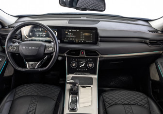Подержанный автомобиль Exeed TXL 2023 года (14 фото)